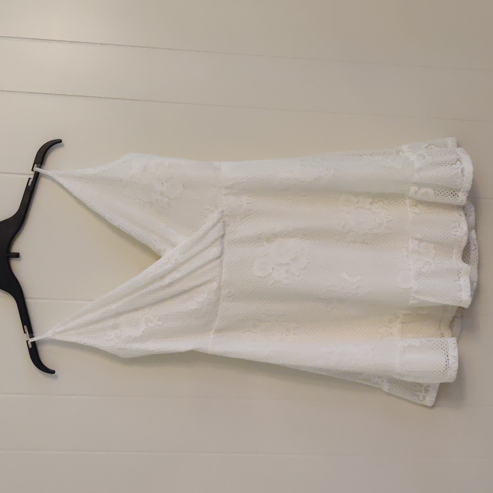 White lace dress